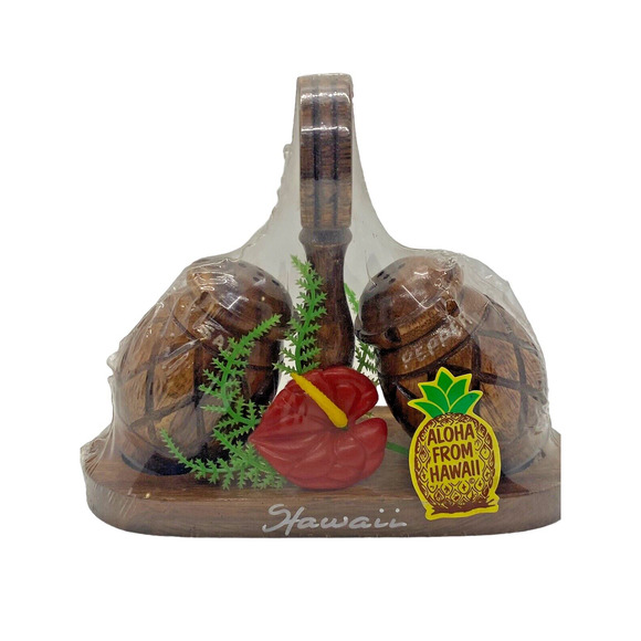 Vintage HAWAII Souvenir SALT & PEPPER SHAKERS on Stand NEW Sealed Aloha Vintage - Picture 1 of 8